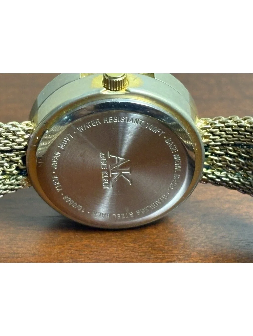 Vintage Anne Klein Gold Tone Secret Mirror Watch Flip Top Mesh Band 10/8688